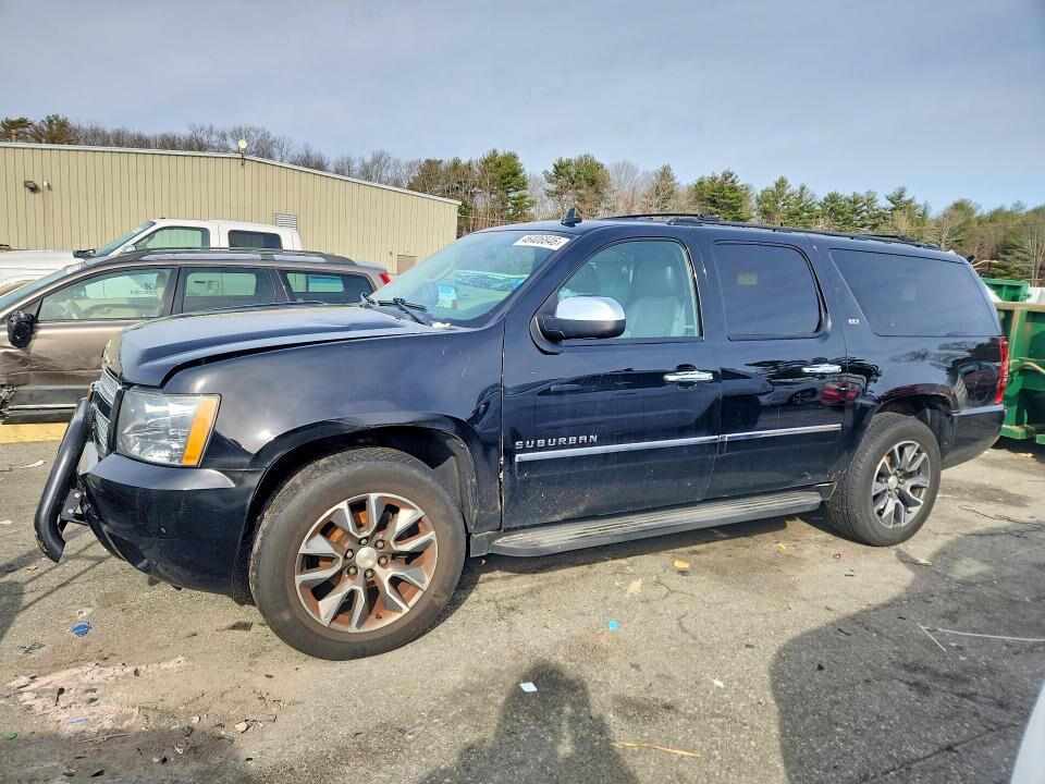 2014 CHEVROLET Suburban