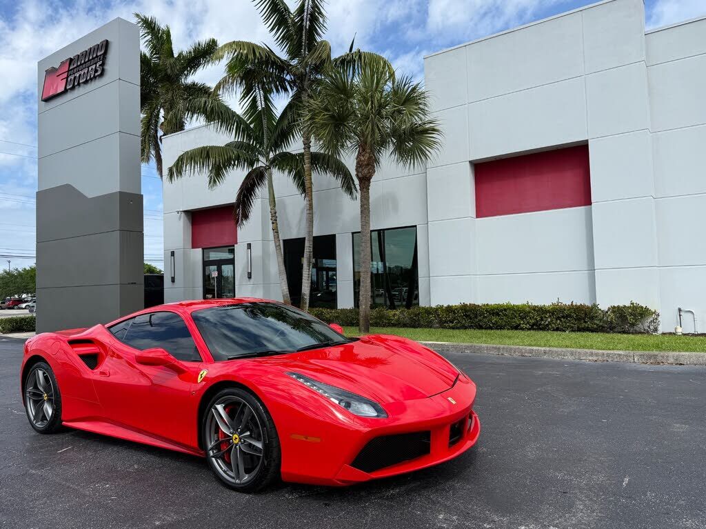 2017 FERRARI 488 GTB