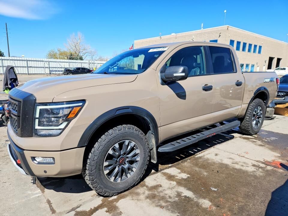 2024 NISSAN Titan
