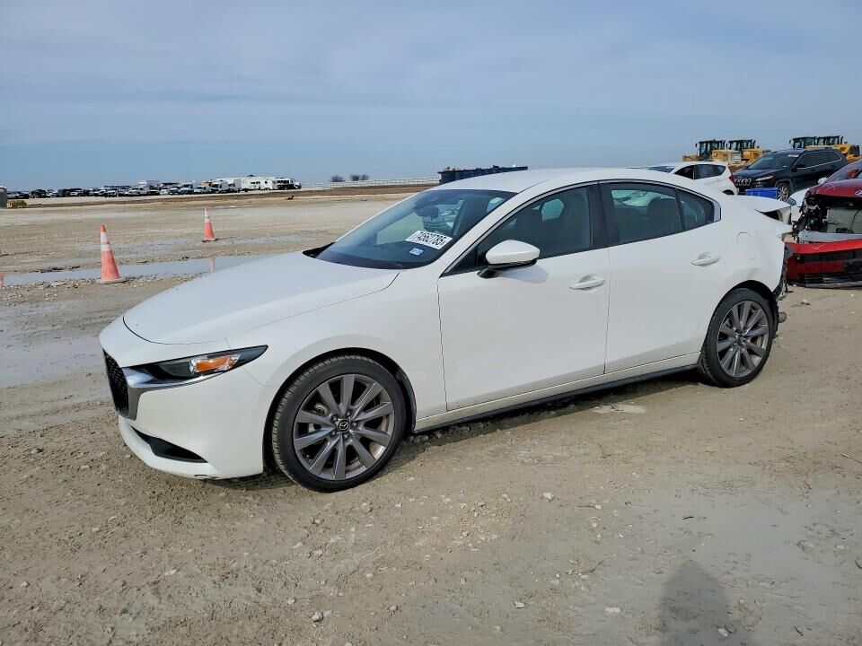 2020 MAZDA Mazda3