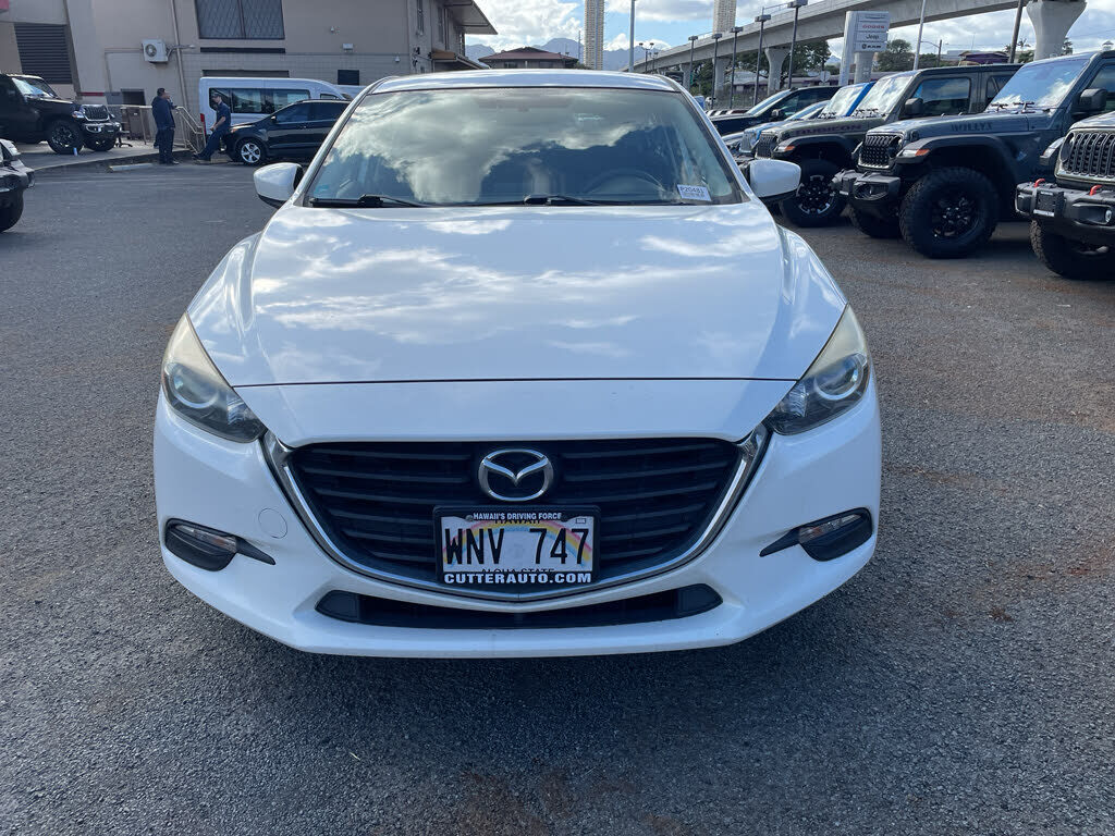 2017 MAZDA Mazda3