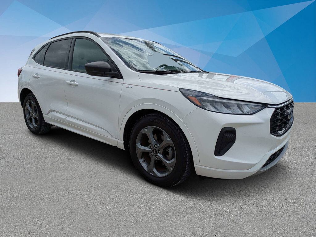 2023 FORD Escape