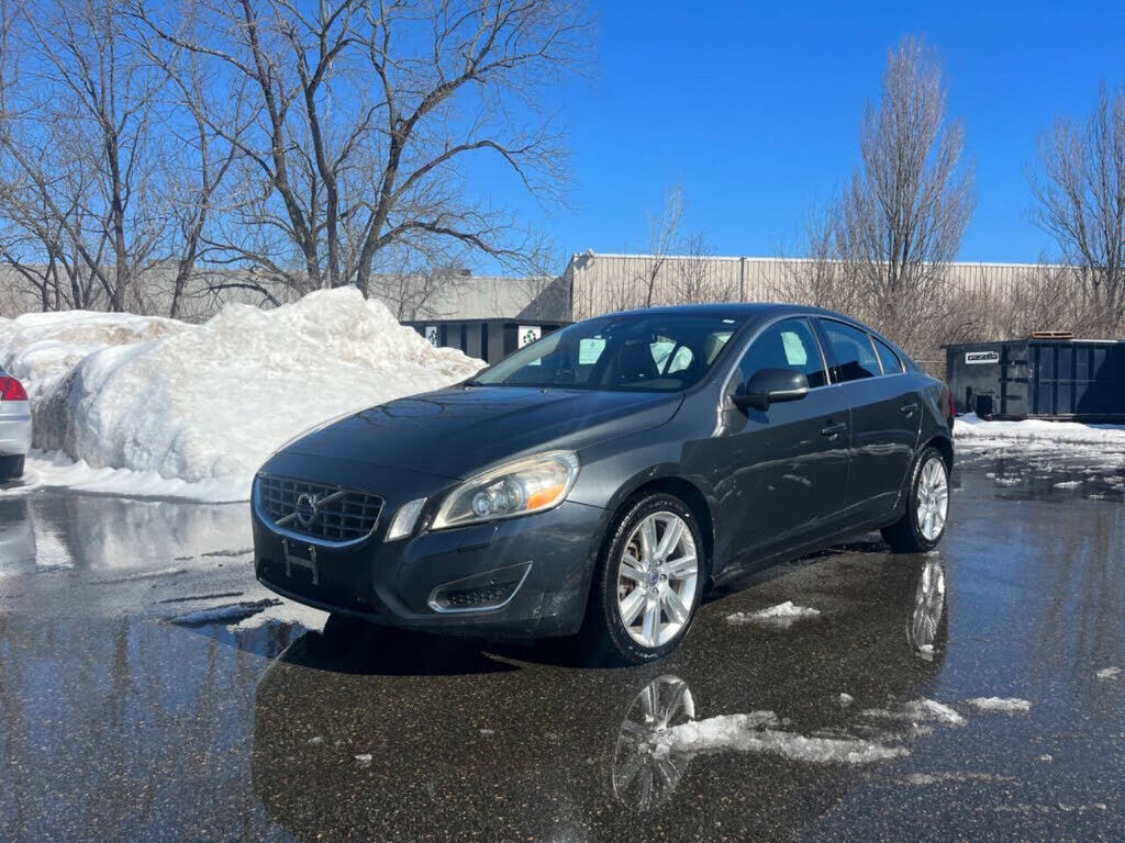 2013 VOLVO S60