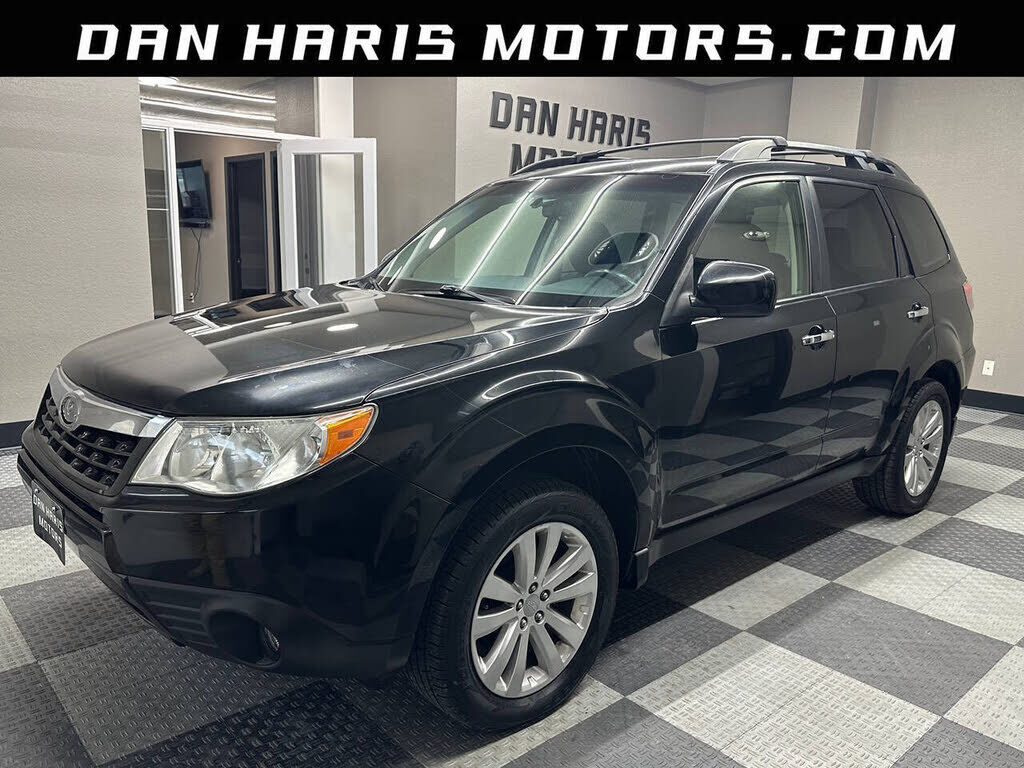 2013 SUBARU Forester