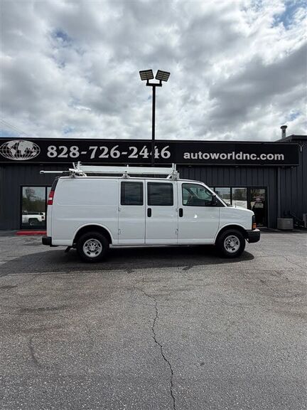 2017 CHEVROLET Express