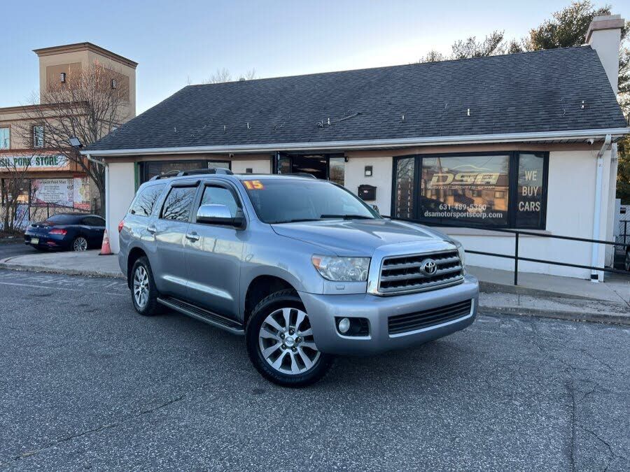2015 TOYOTA Sequoia