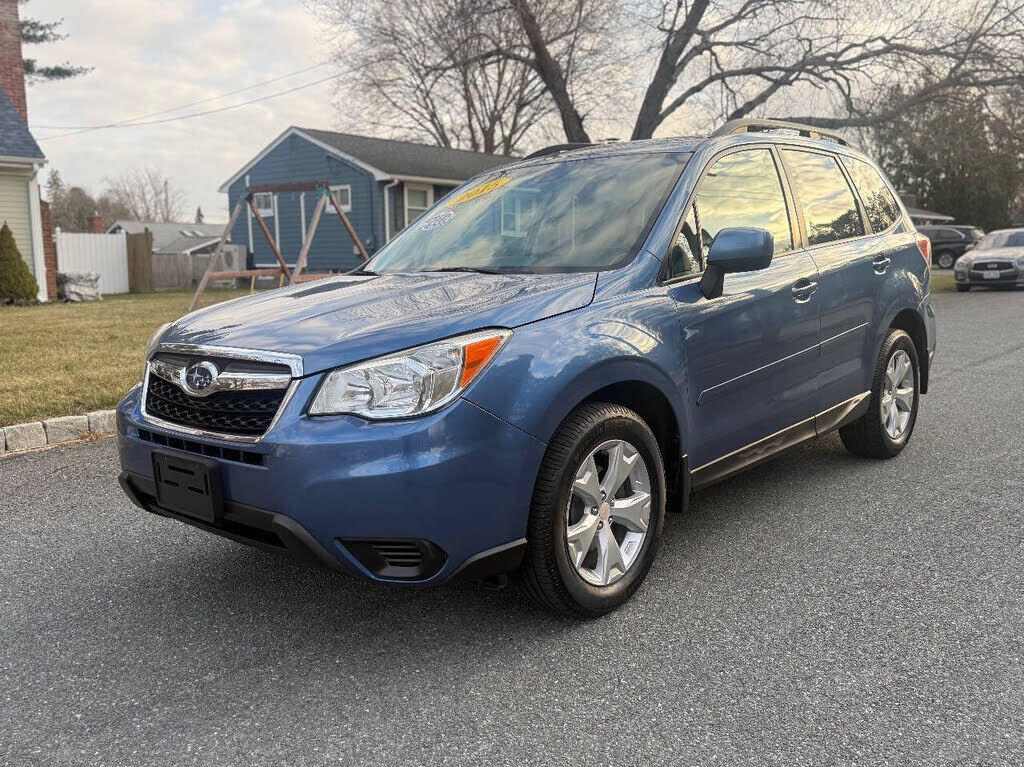 2015 SUBARU Forester