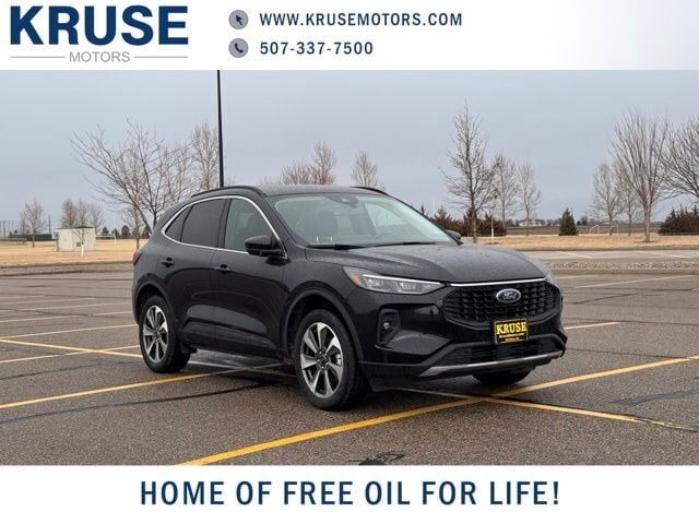 2025 FORD Escape