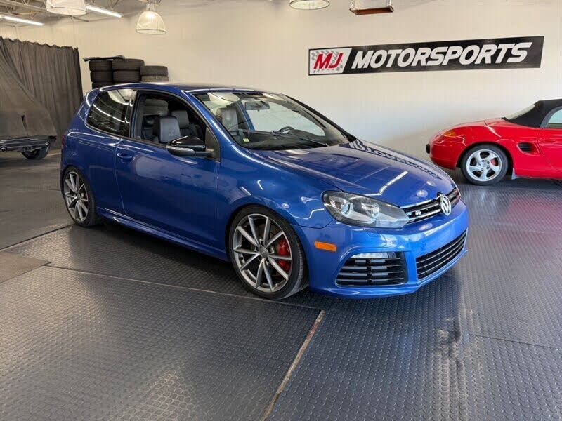 2012 VOLKSWAGEN Golf