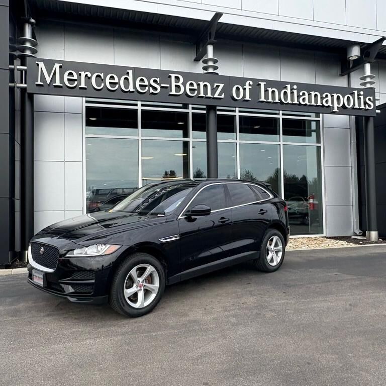 2019 JAGUAR F-Pace