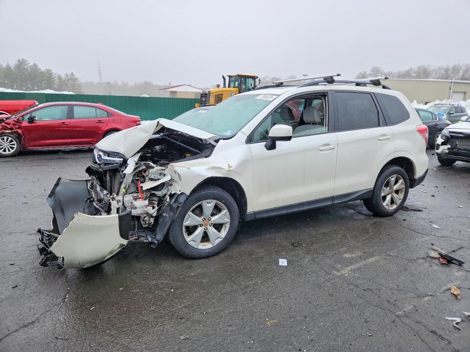 2015 SUBARU Forester