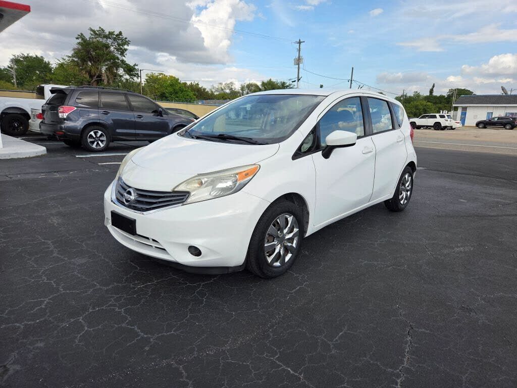 2016 NISSAN Versa