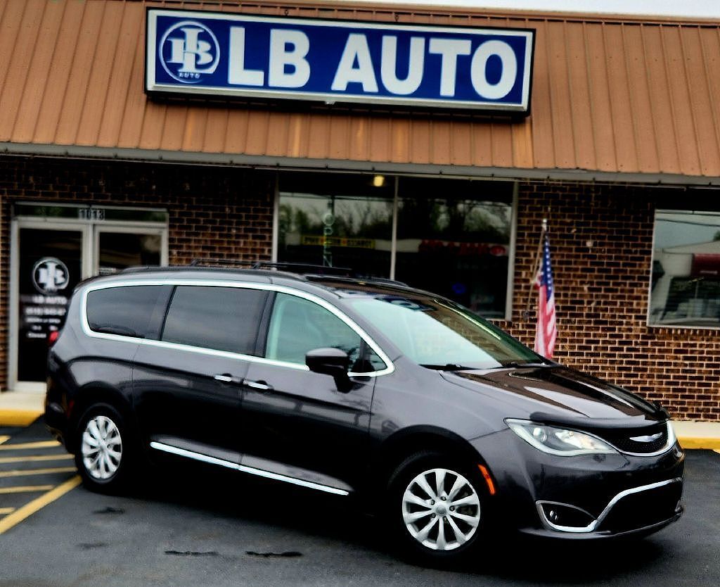 2017 CHRYSLER Pacifica