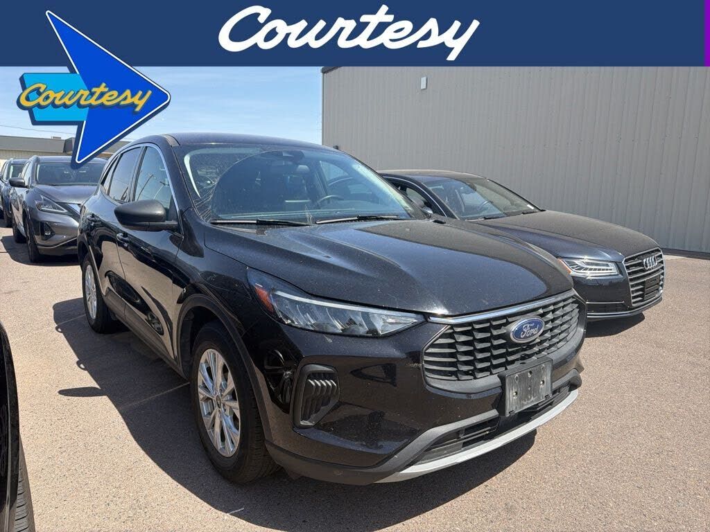 2024 FORD Escape