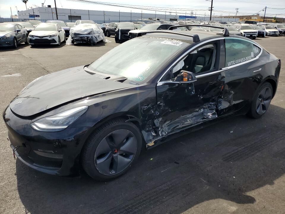2020 TESLA Model 3