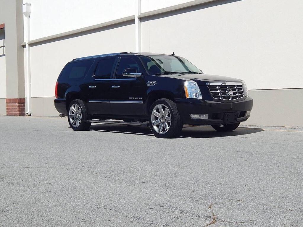 2011 CADILLAC Escalade