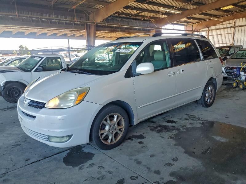 2005 TOYOTA Sienna