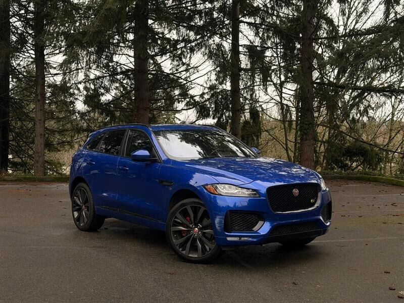 2018 JAGUAR F-Pace