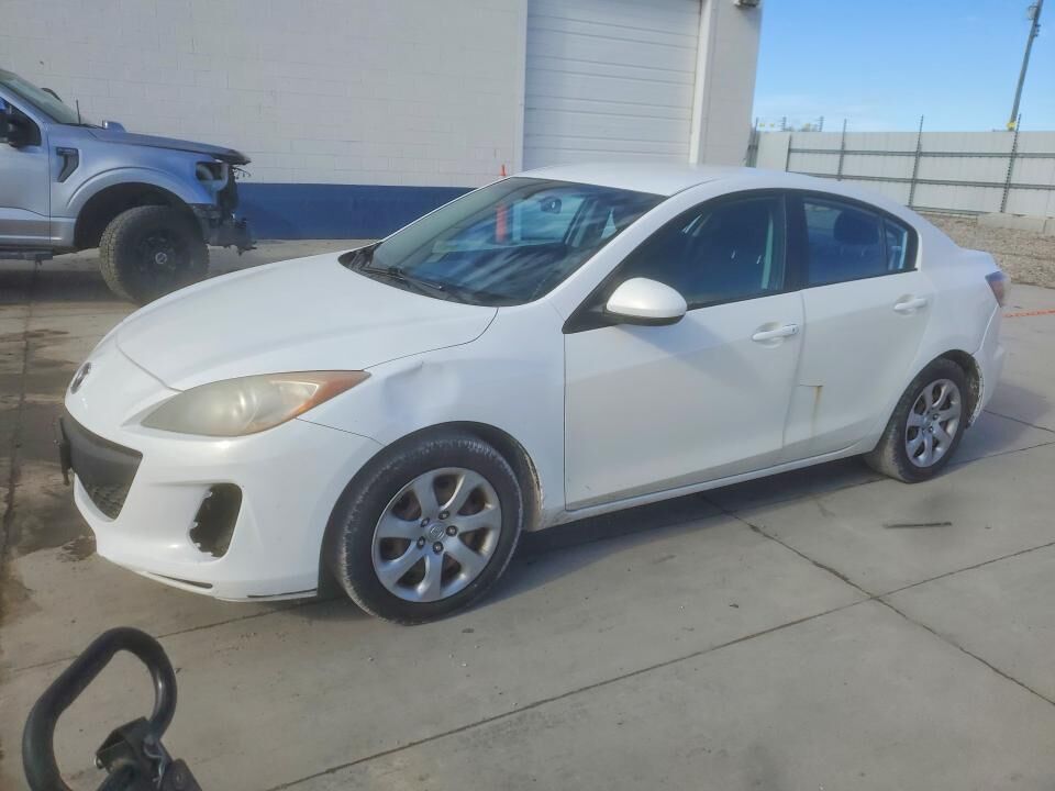 2012 MAZDA Mazda3