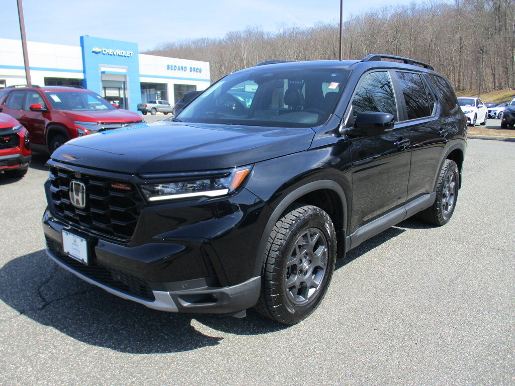 2025 HONDA Pilot