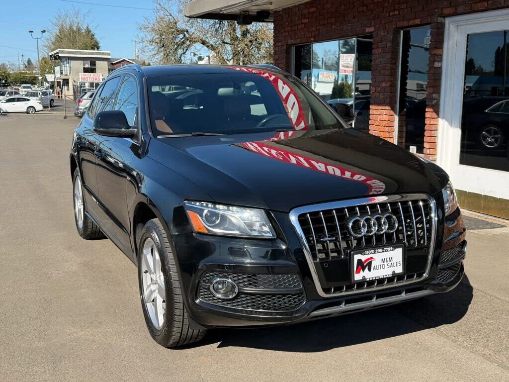2011 AUDI Q5