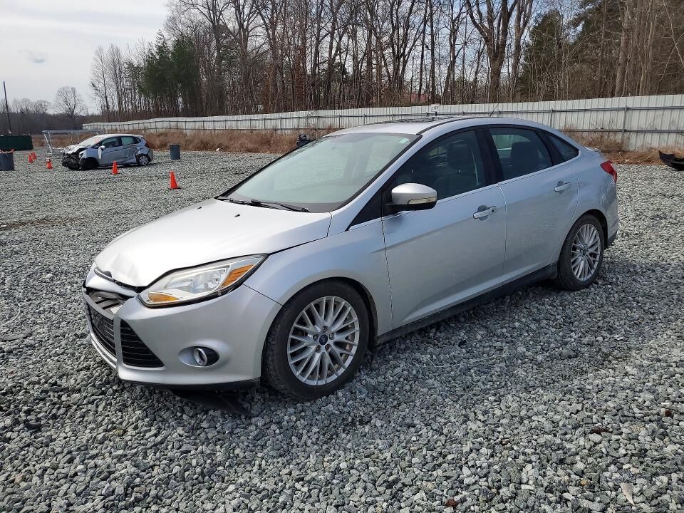 2014 FORD Focus
