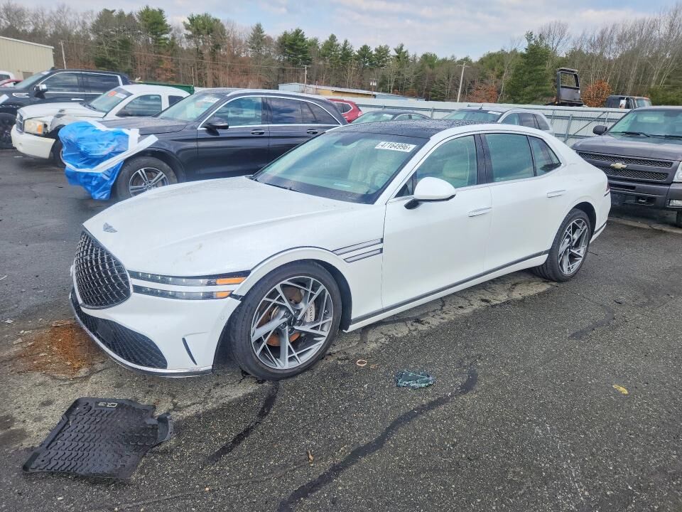 2023 GENESIS G90
