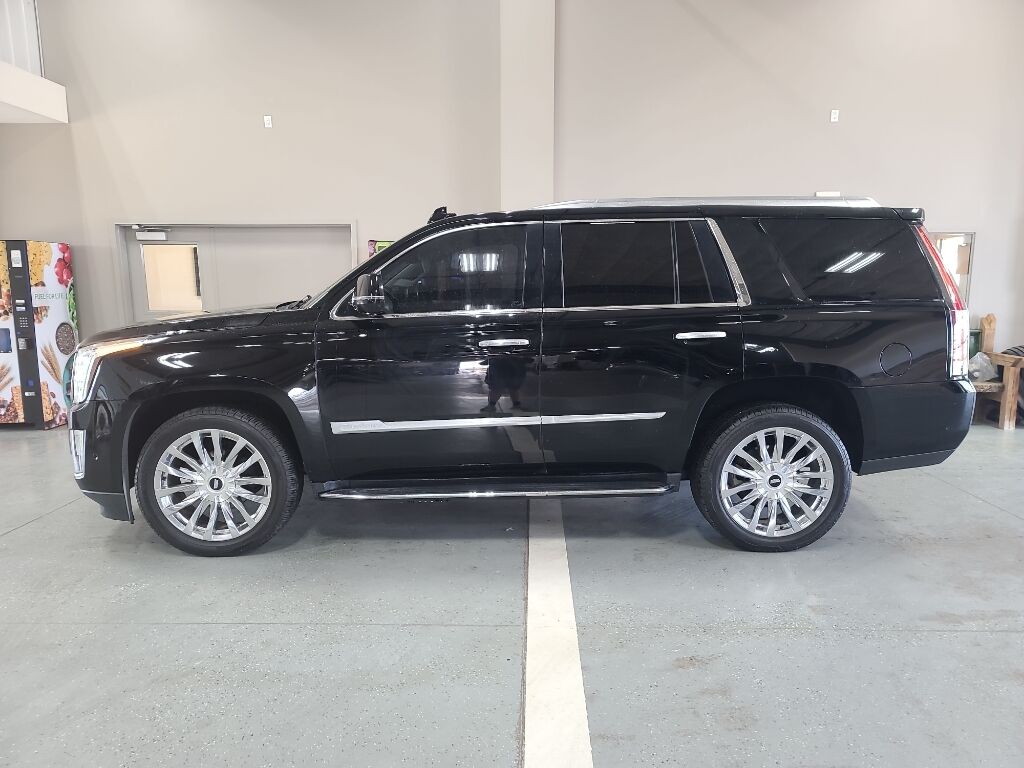 2019 CADILLAC Escalade