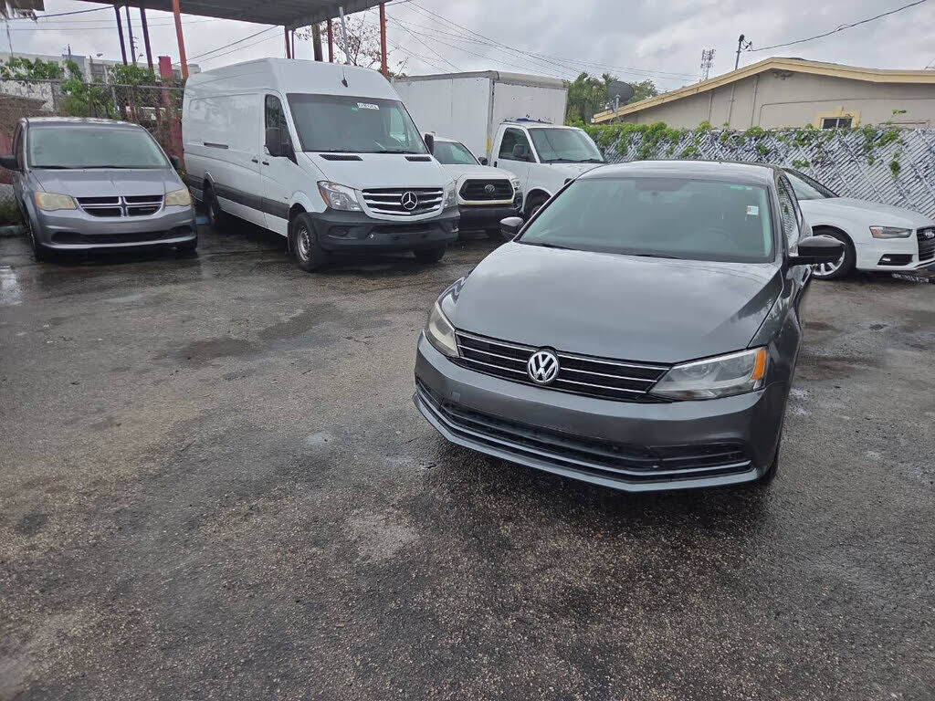 2016 VOLKSWAGEN Jetta
