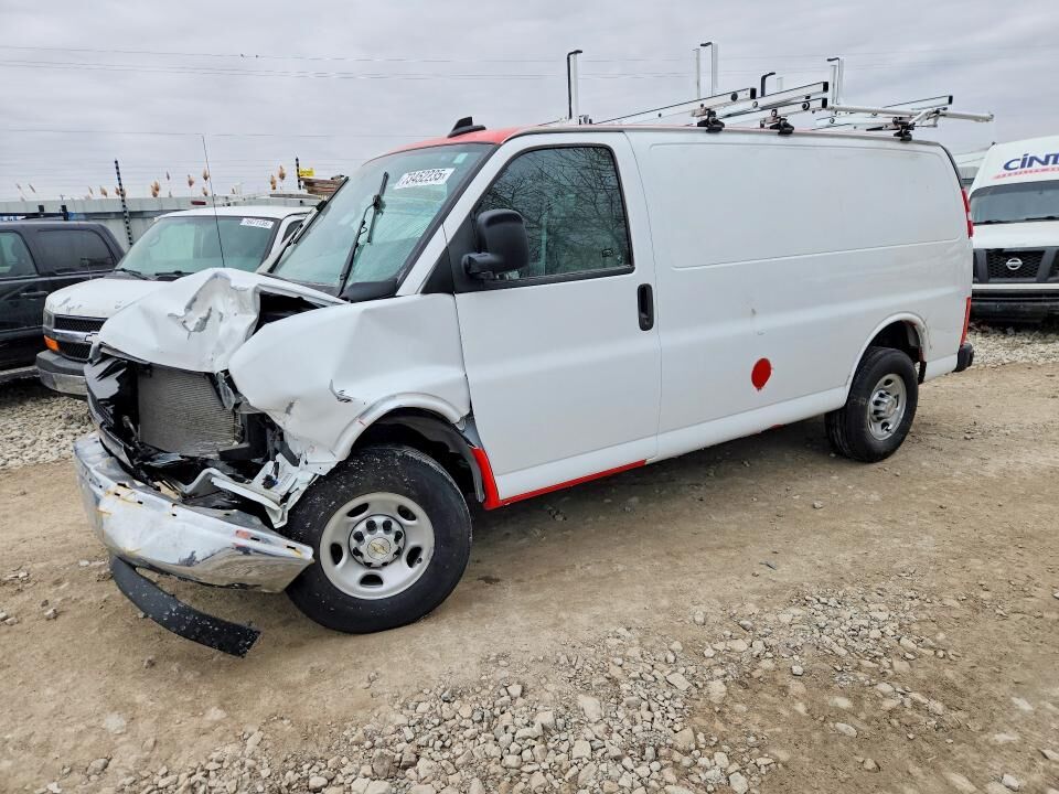 2024 CHEVROLET Express