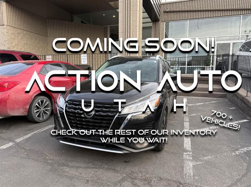2023 NISSAN Kicks