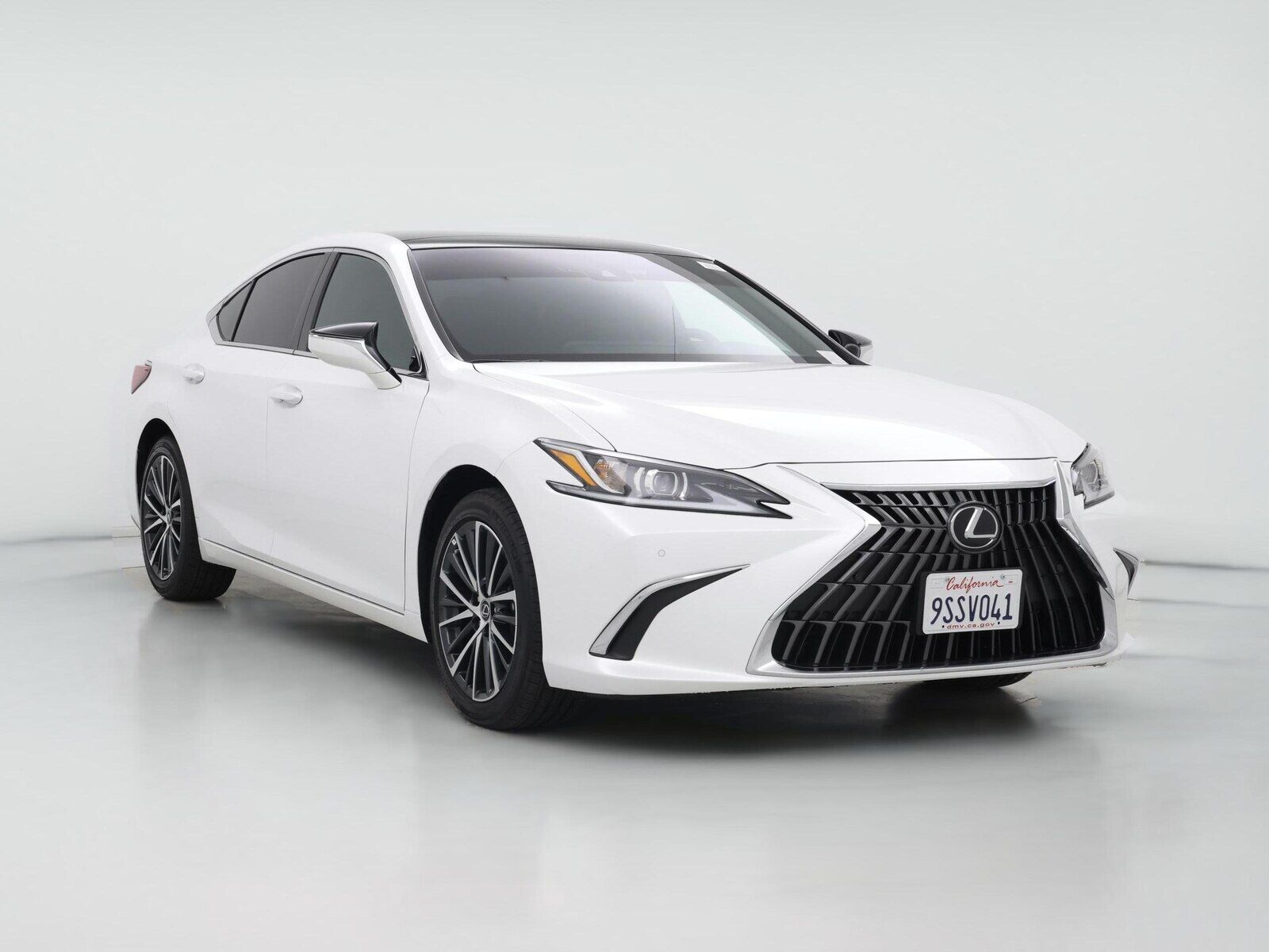 2025 LEXUS ES