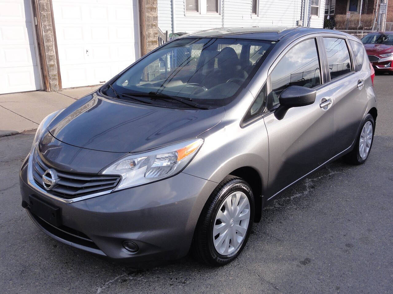 2016 NISSAN Versa