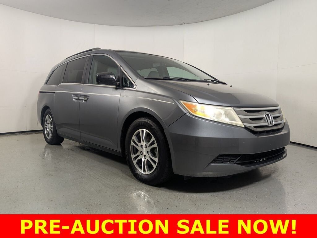 2013 HONDA Odyssey