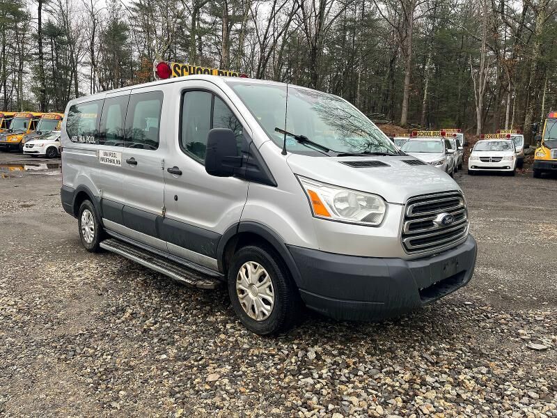 2015 FORD Transit
