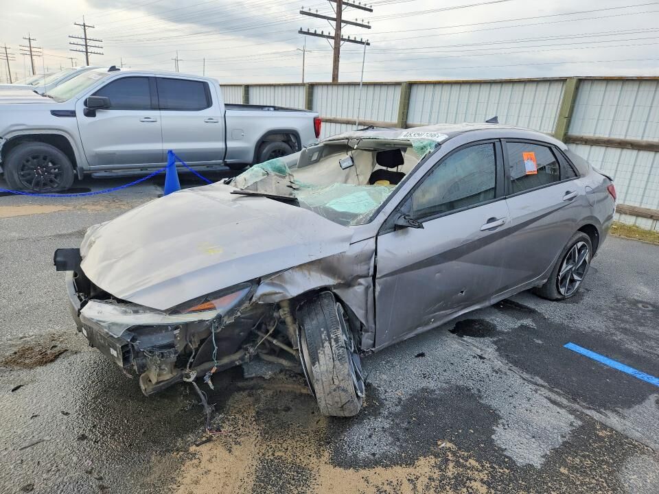 2023 HYUNDAI Elantra