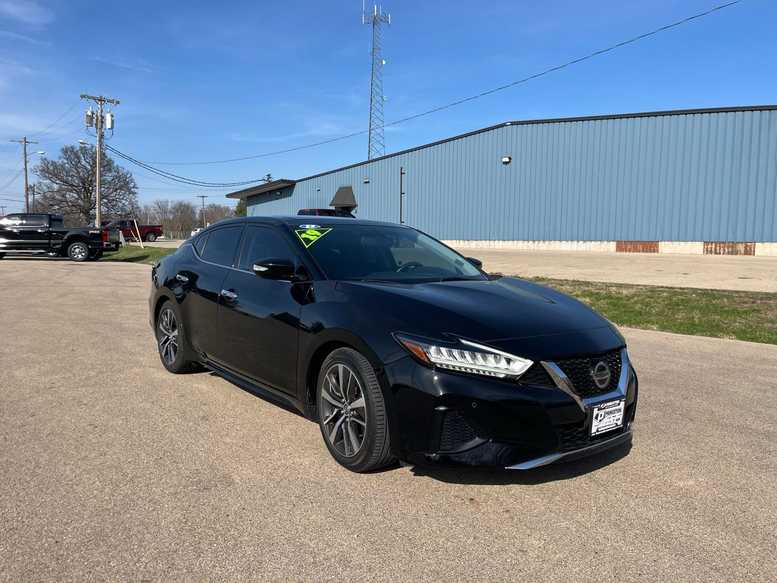 2019 NISSAN Maxima