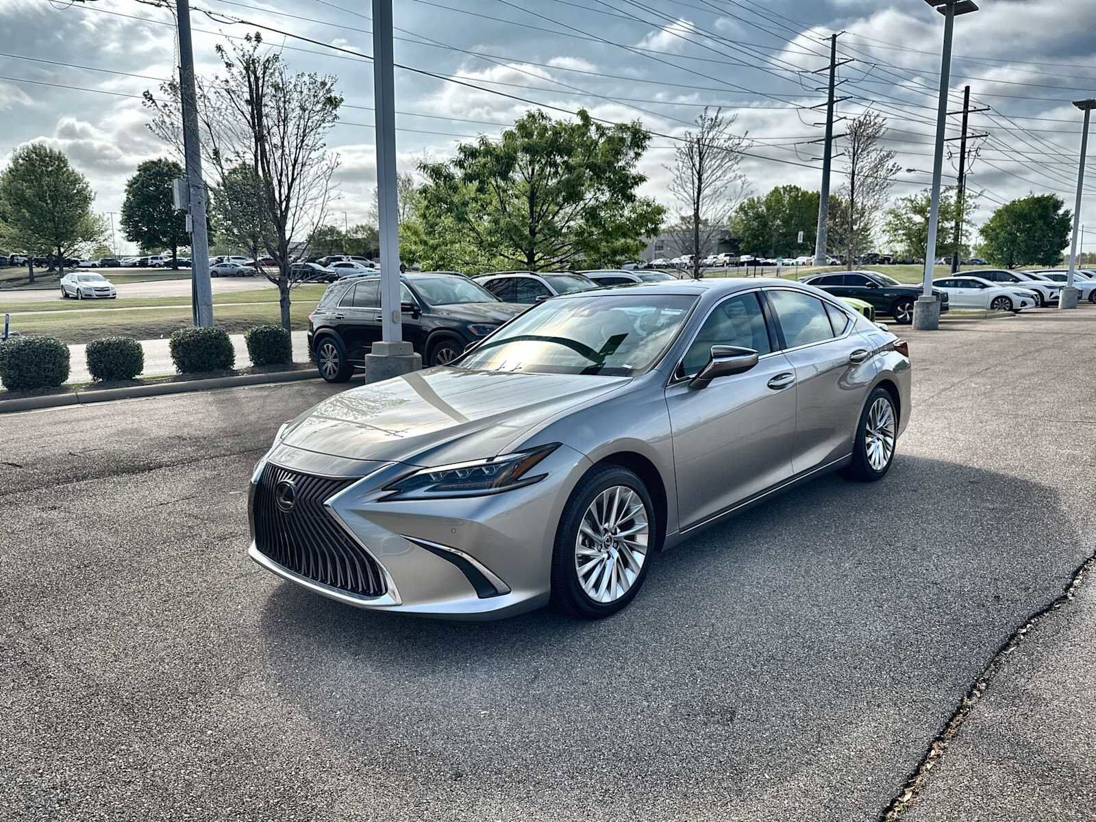 2021 LEXUS ES