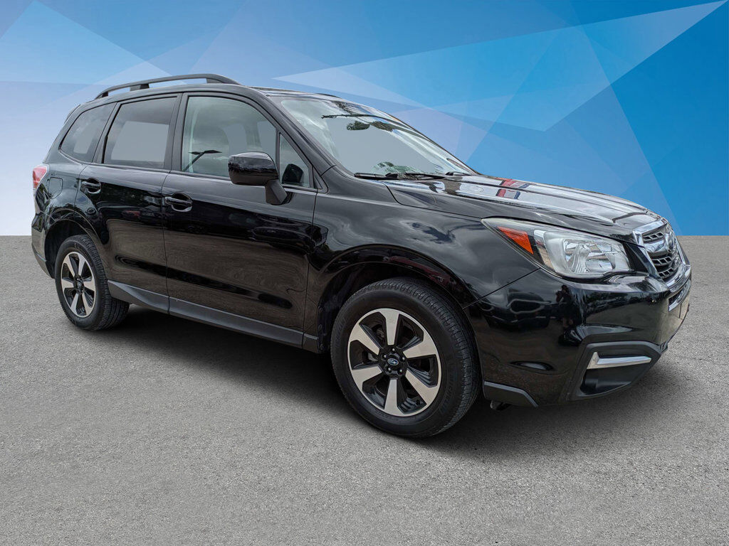 2018 SUBARU Forester