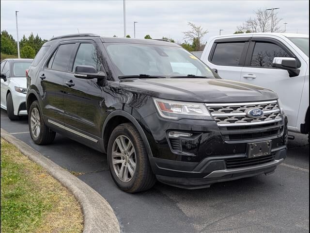 2018 FORD Explorer