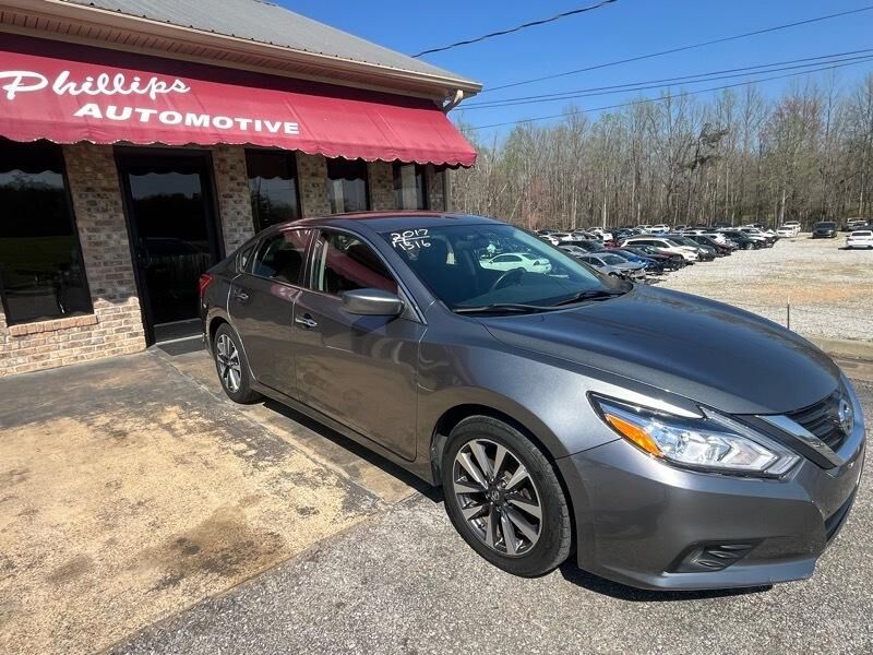 2017 NISSAN Altima