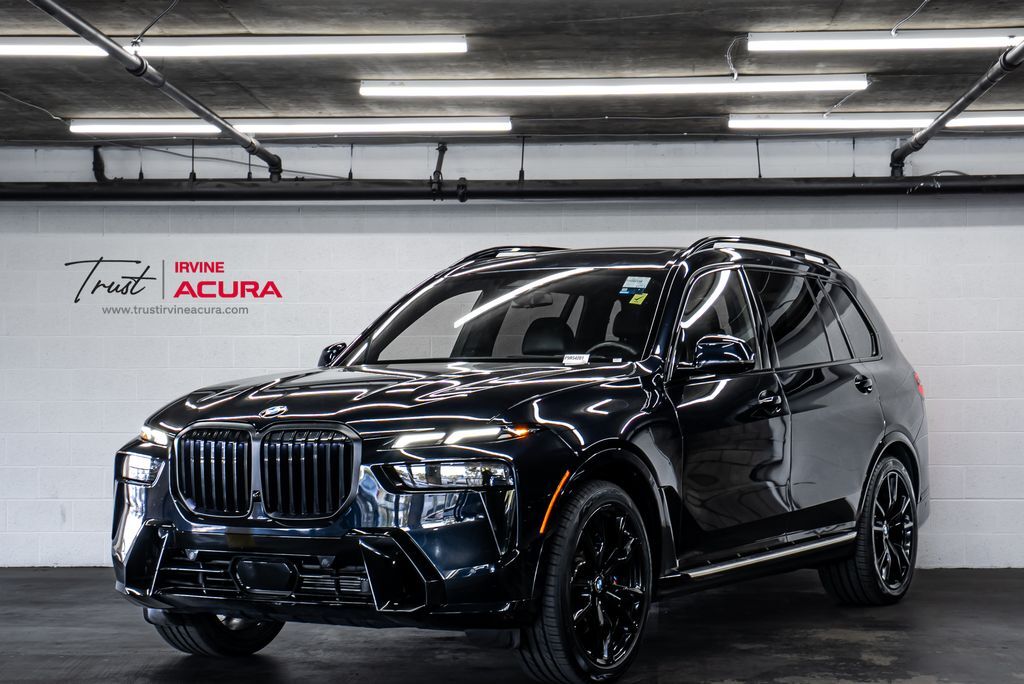 2023 BMW X7