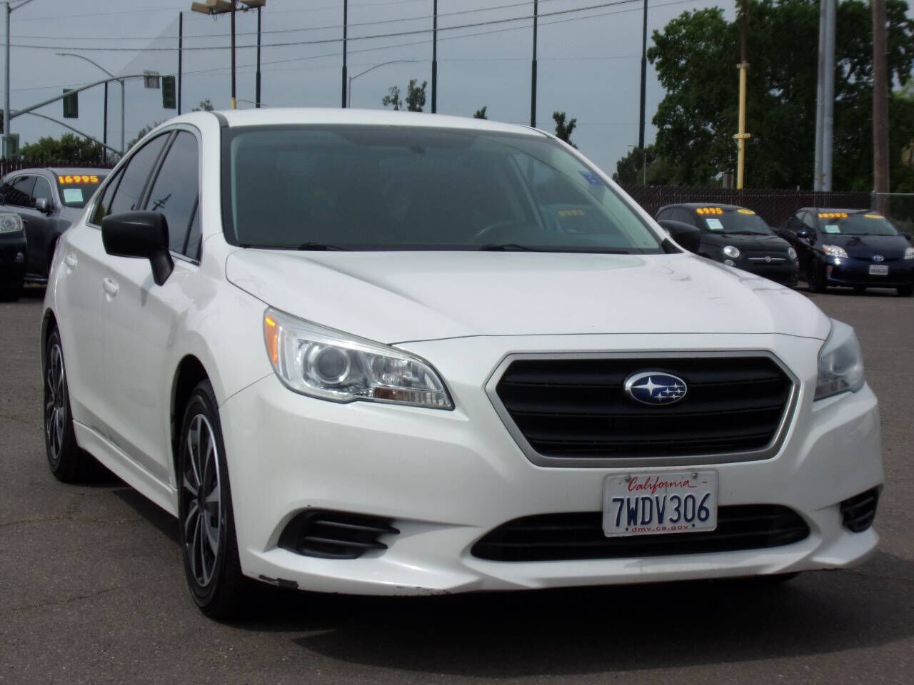2017 SUBARU Legacy