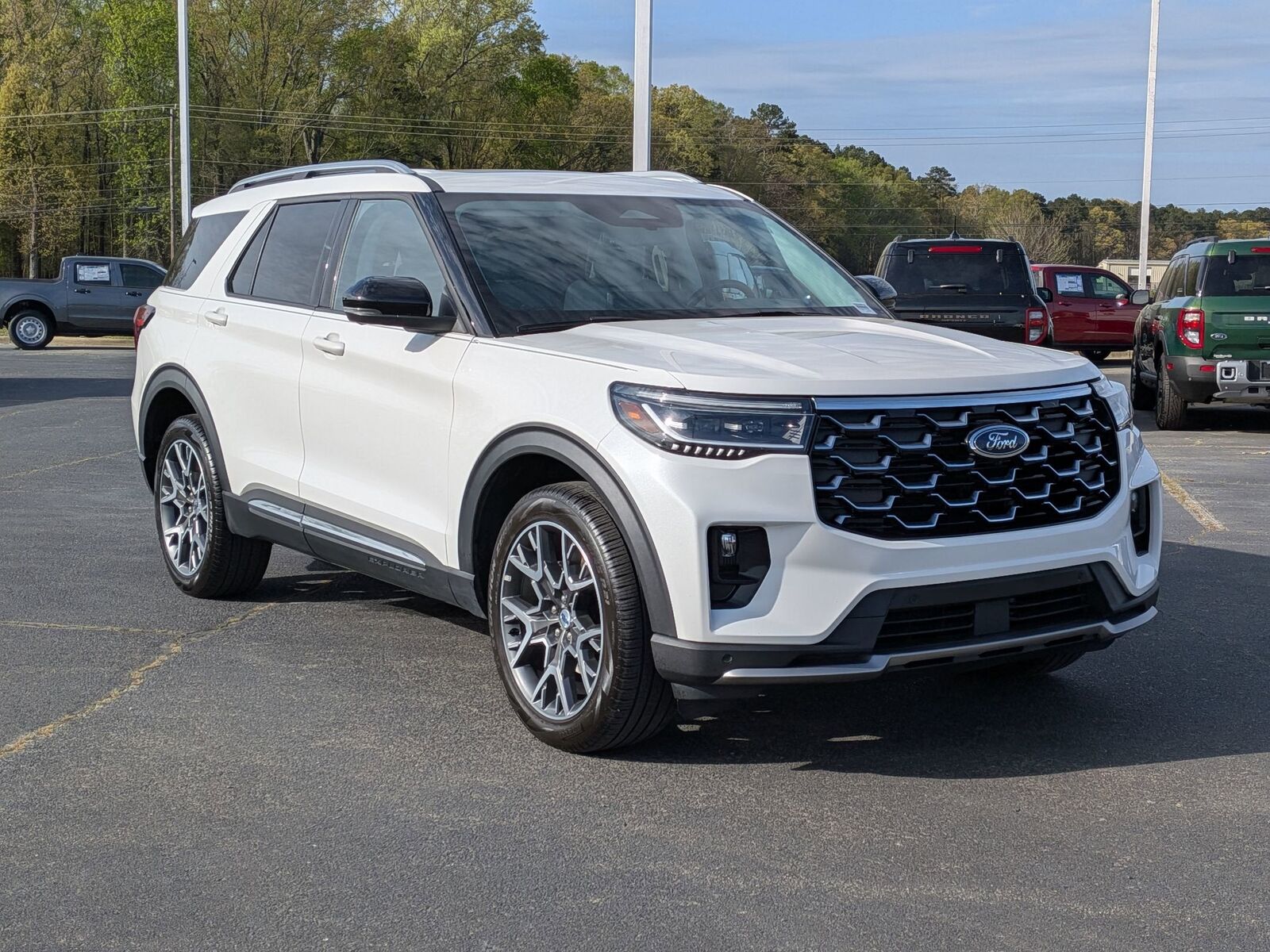 2025 FORD Explorer