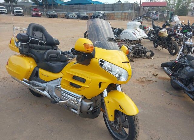 2003 HONDA GL1800