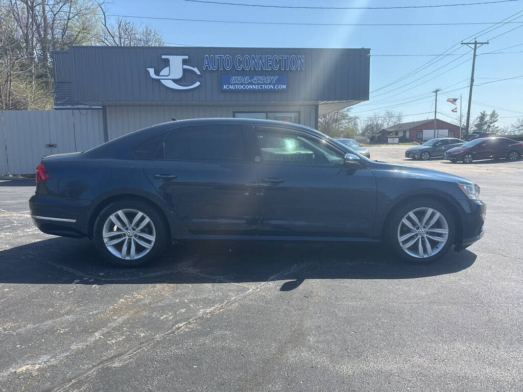 2019 VOLKSWAGEN Passat