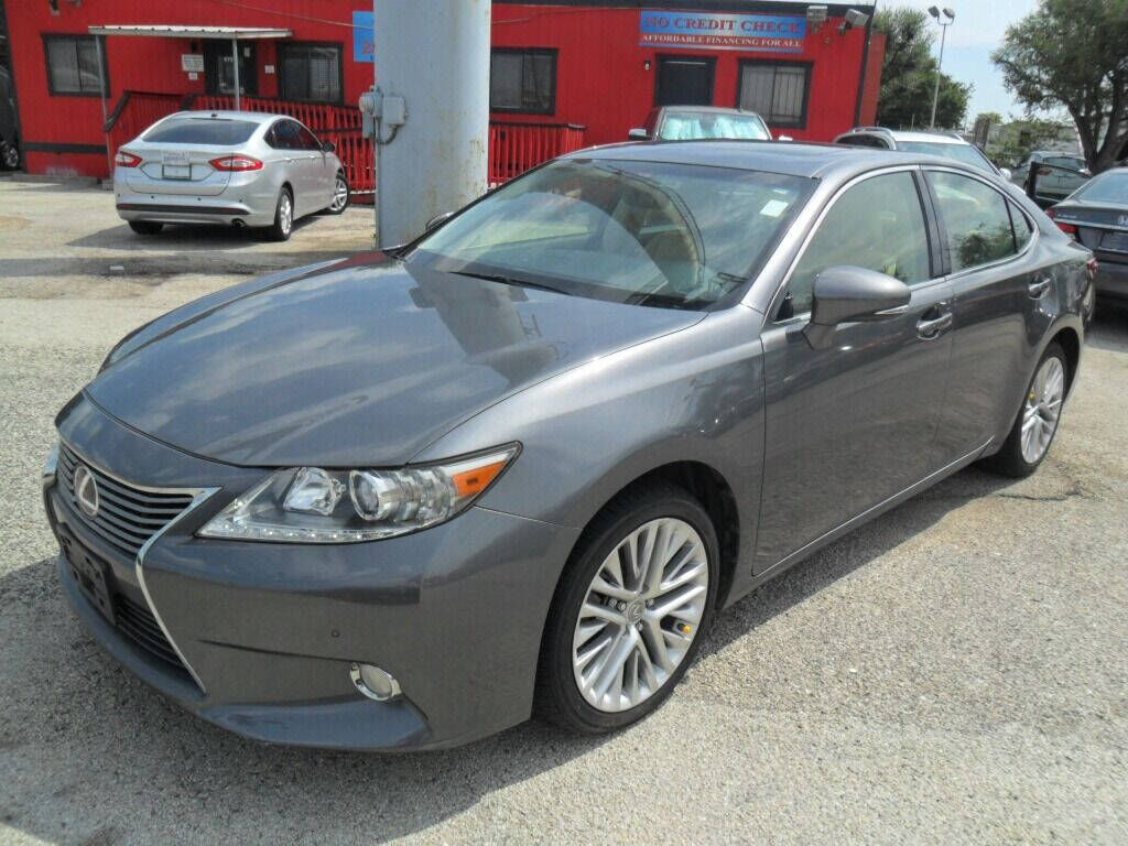2013 LEXUS ES