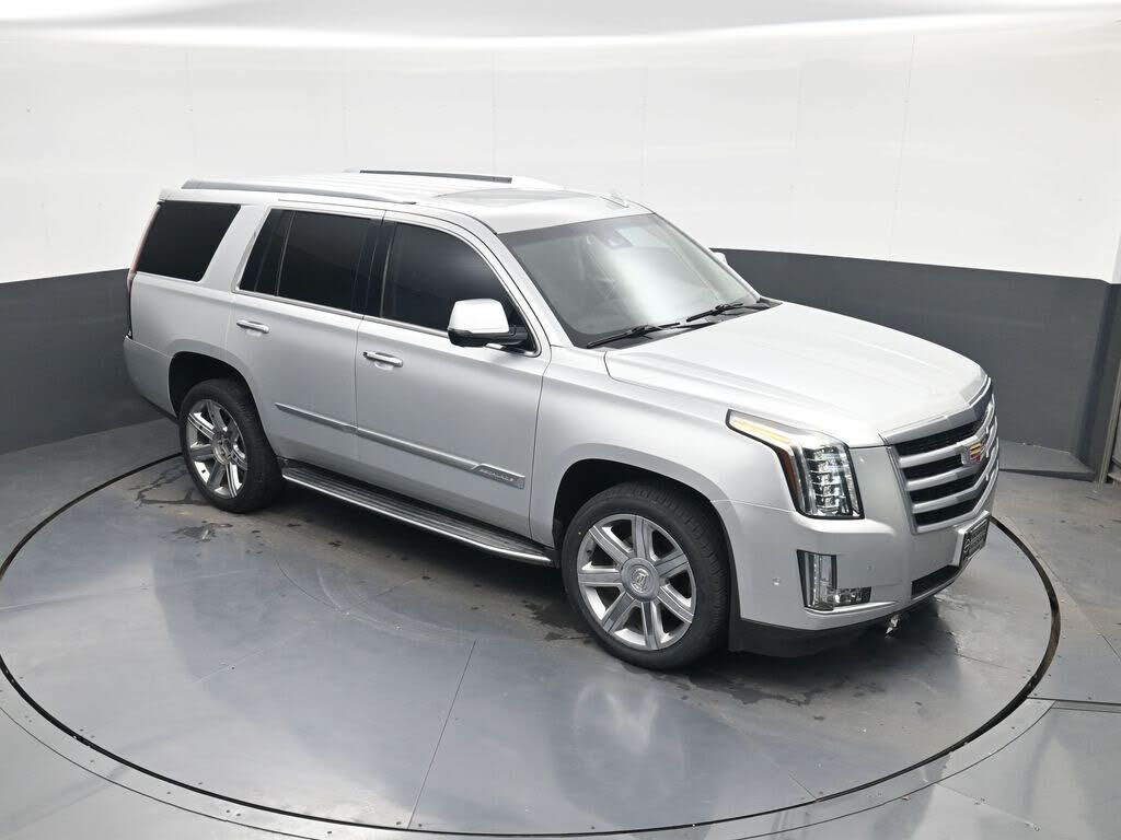 2019 CADILLAC Escalade