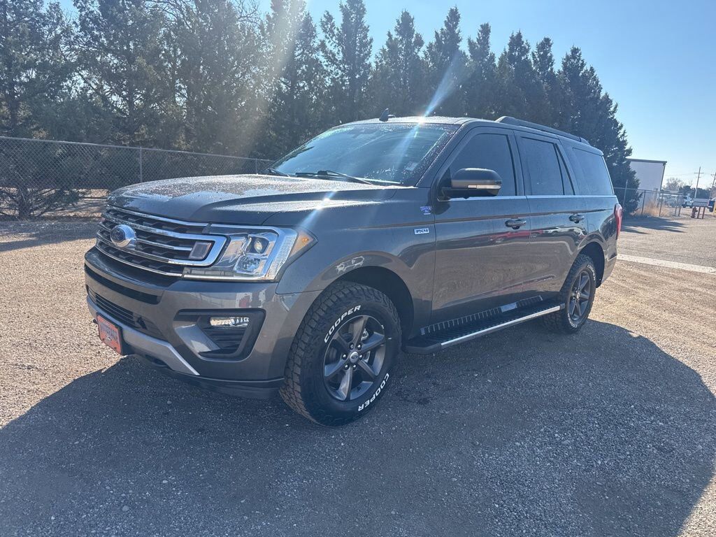 2021 FORD Expedition