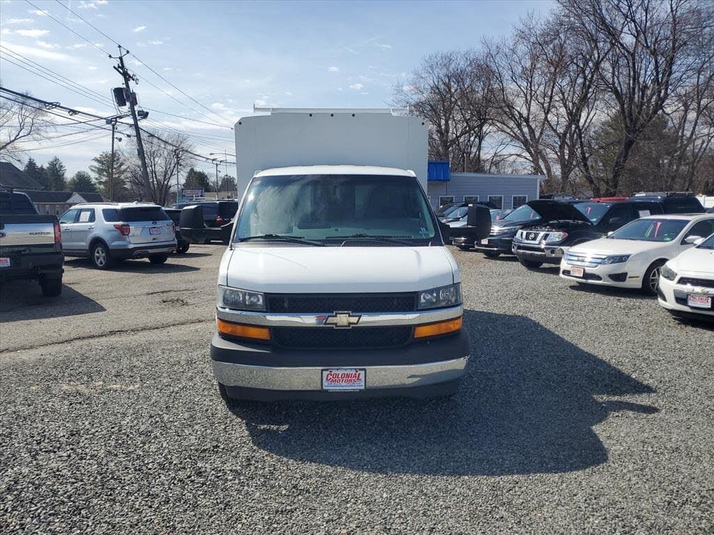 2017 CHEVROLET Express